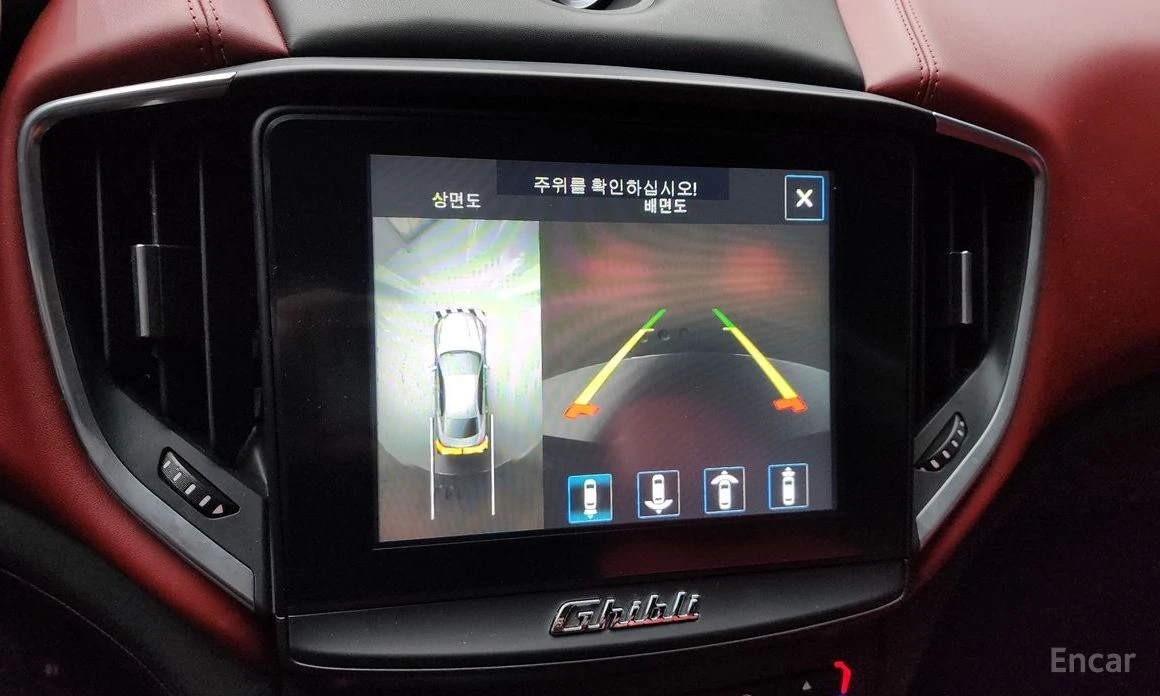 Maserati Ghibli ПОДГРЕВ* ОБДУХВАНЕ* LANE* ASSIST* 360КАМЕРА* , снимка 10 - Автомобили и джипове - 54228311