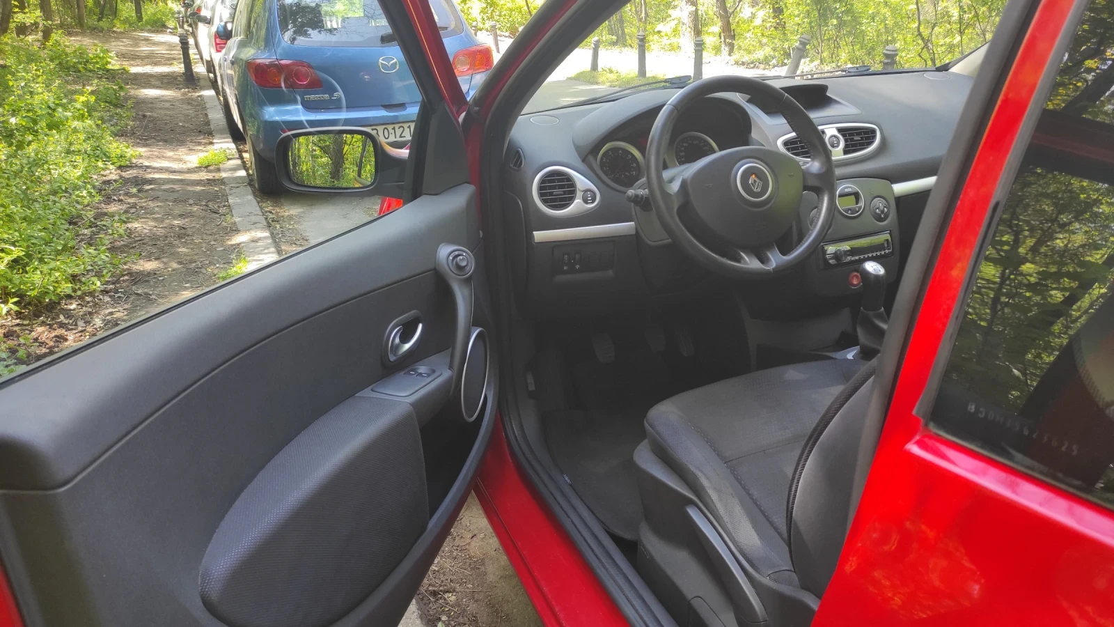Renault Clio, снимка 9 - Автомобили и джипове - 54334249