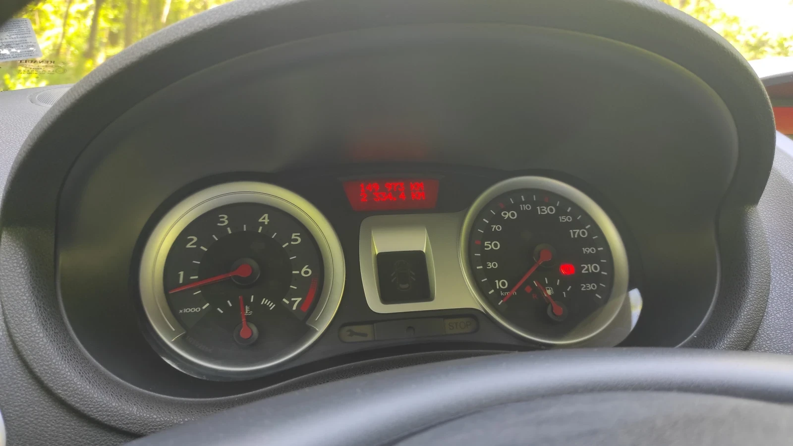 Renault Clio, снимка 13 - Автомобили и джипове - 54334249