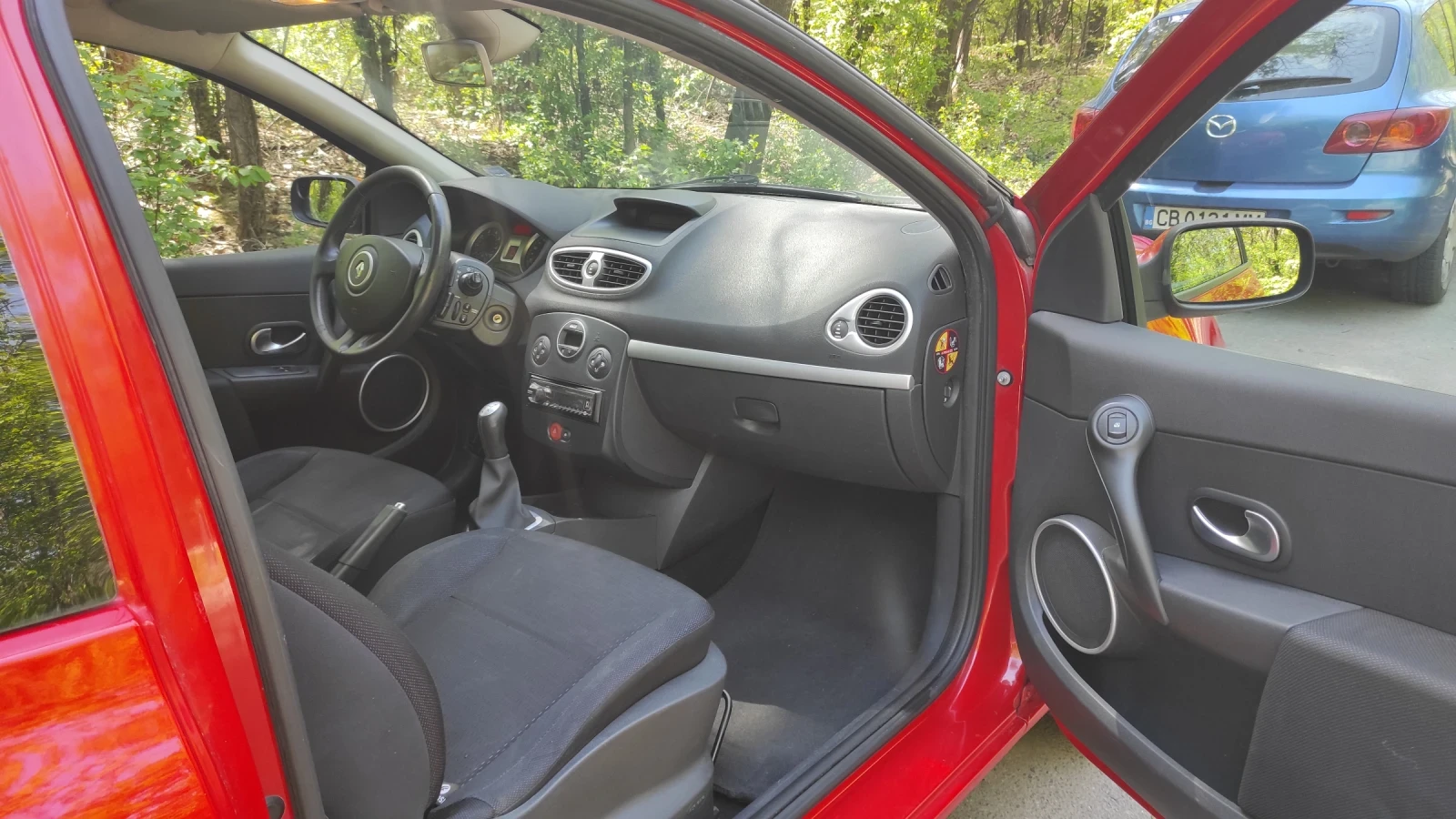 Renault Clio, снимка 10 - Автомобили и джипове - 54334249