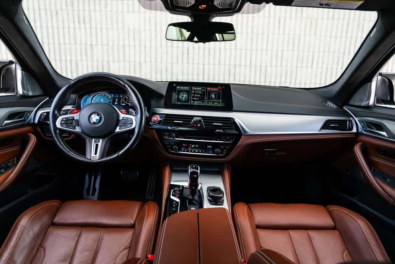 BMW M5 Competition * Bowers & Wilkins | Extended Leather , снимка 16 - Автомобили и джипове - 54379046