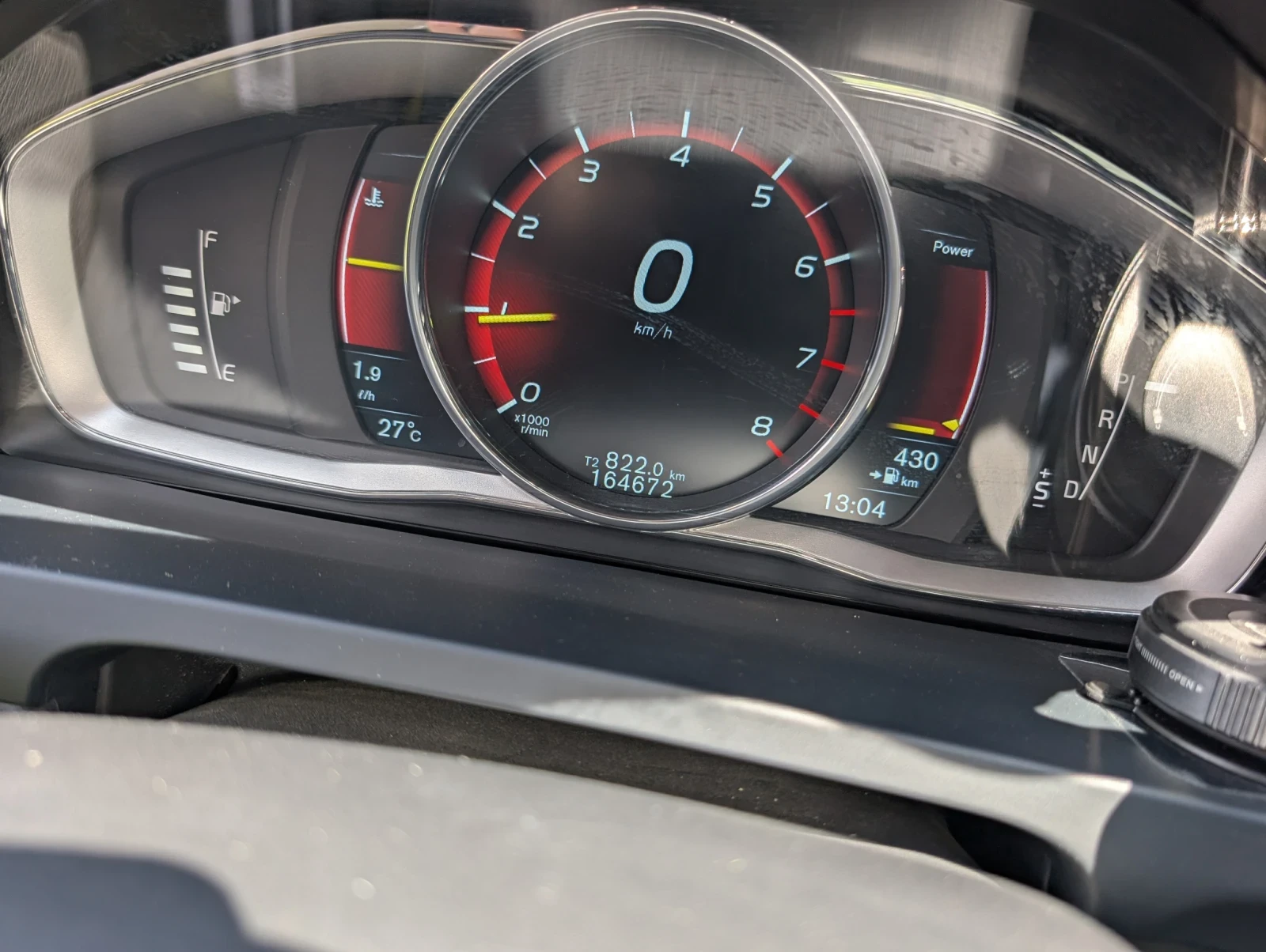 Volvo S60 T5 2.0 , снимка 8 - Автомобили и джипове - 54454693