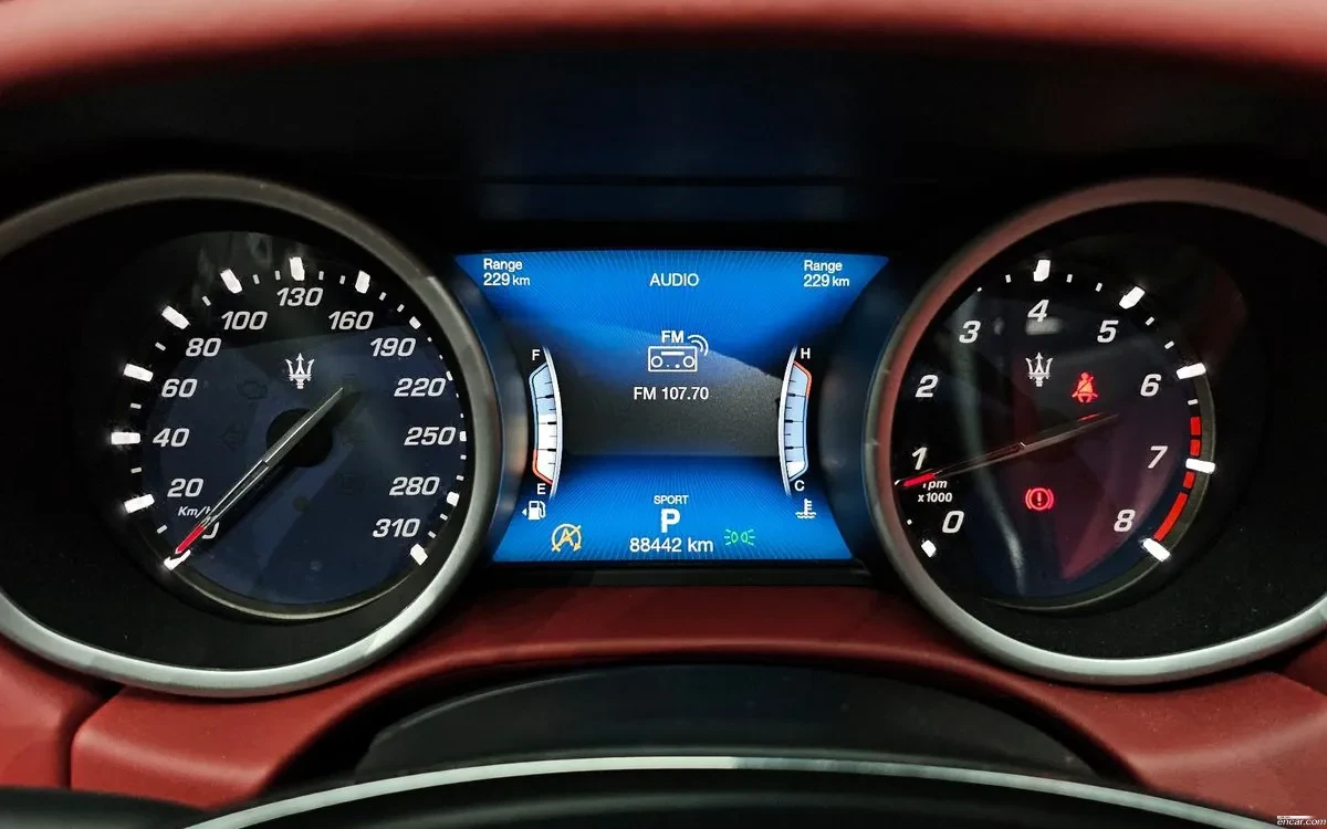 Maserati Ghibli 3.0* ПОДГРЕВ* ШИБИДАХ* ОБДУХВАНЕ , снимка 8 - Автомобили и джипове - 54803079
