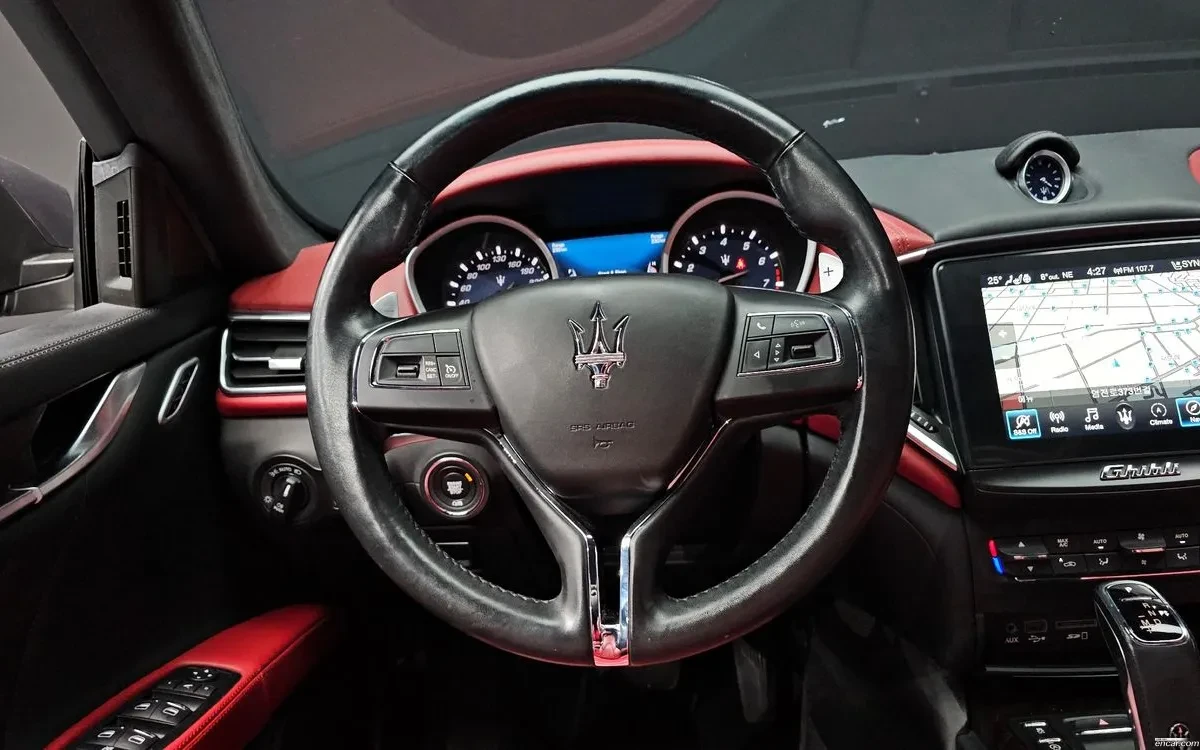 Maserati Ghibli 3.0* ПОДГРЕВ* ШИБИДАХ* ОБДУХВАНЕ , снимка 7 - Автомобили и джипове - 54803079