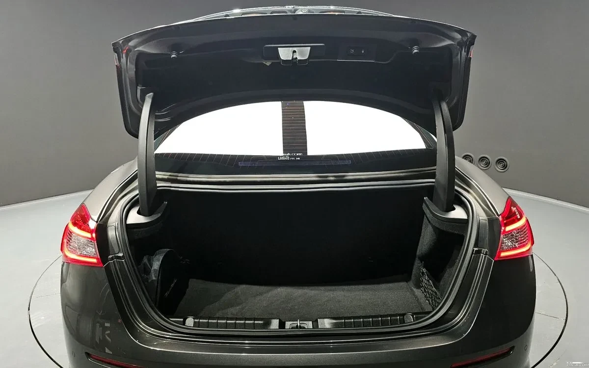 Maserati Ghibli 3.0* ПОДГРЕВ* ШИБИДАХ* ОБДУХВАНЕ , снимка 17 - Автомобили и джипове - 54803079