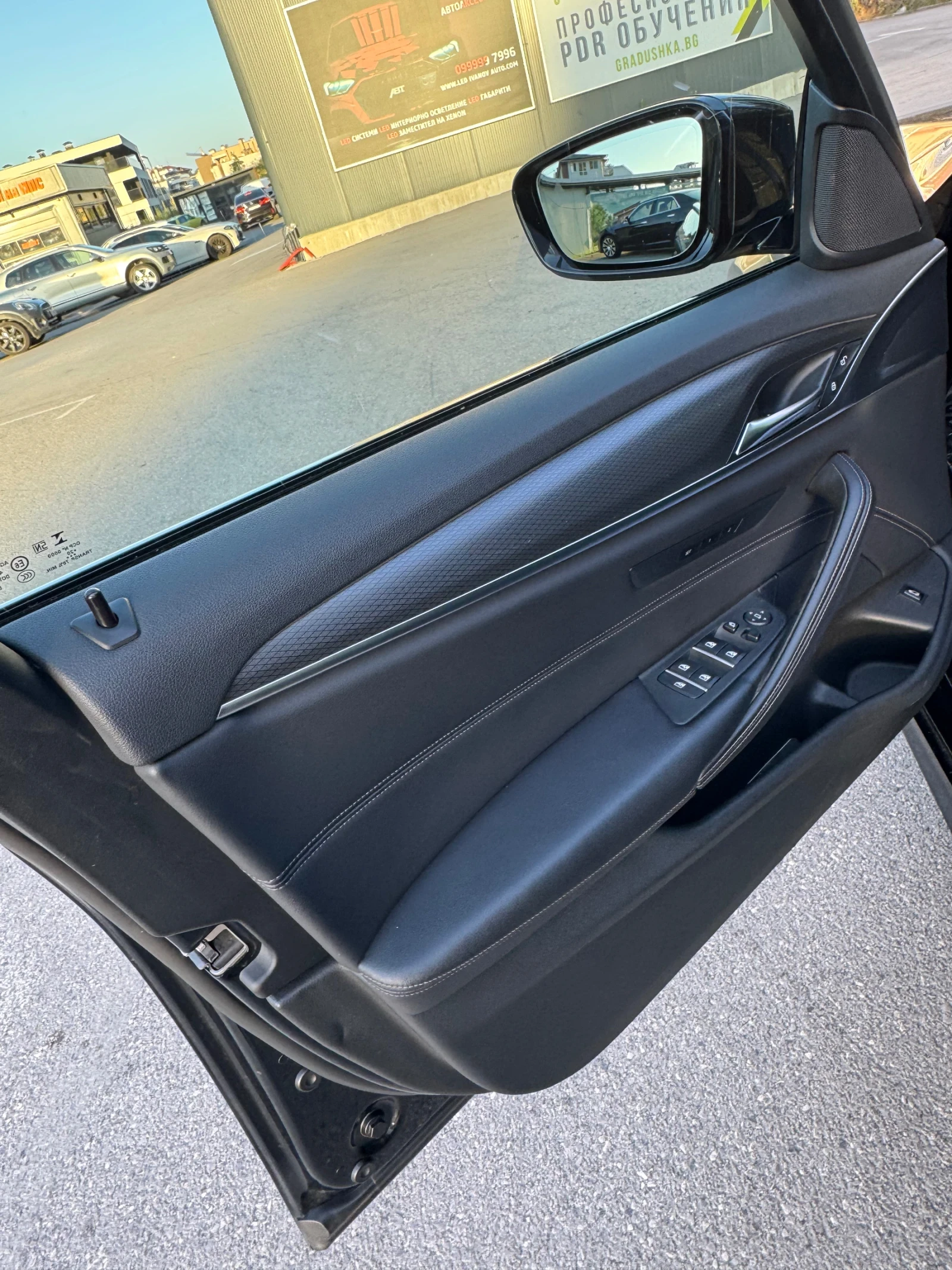 BMW 535  M-Sport LCI, снимка 7 - Автомобили и джипове - 55137114