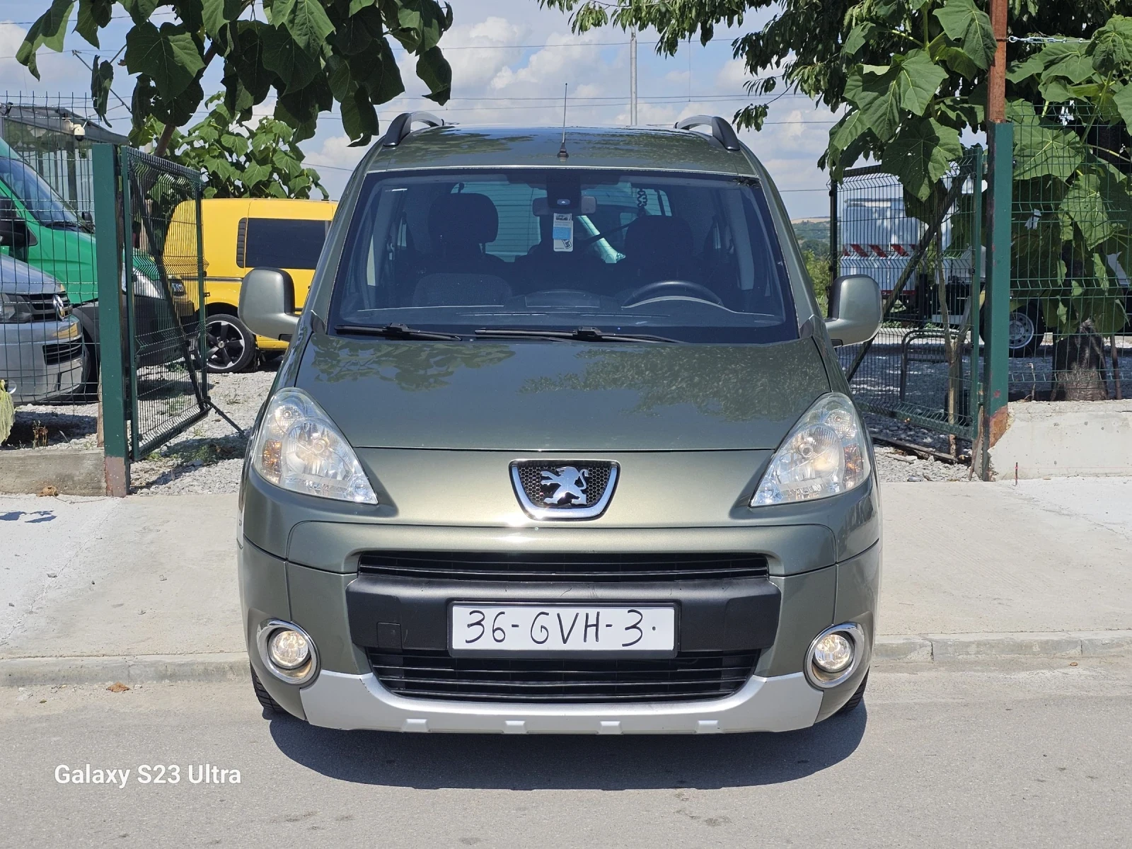 Peugeot Partner 1.6i/109ks/ToP, снимка 2 - Автомобили и джипове - 55155341