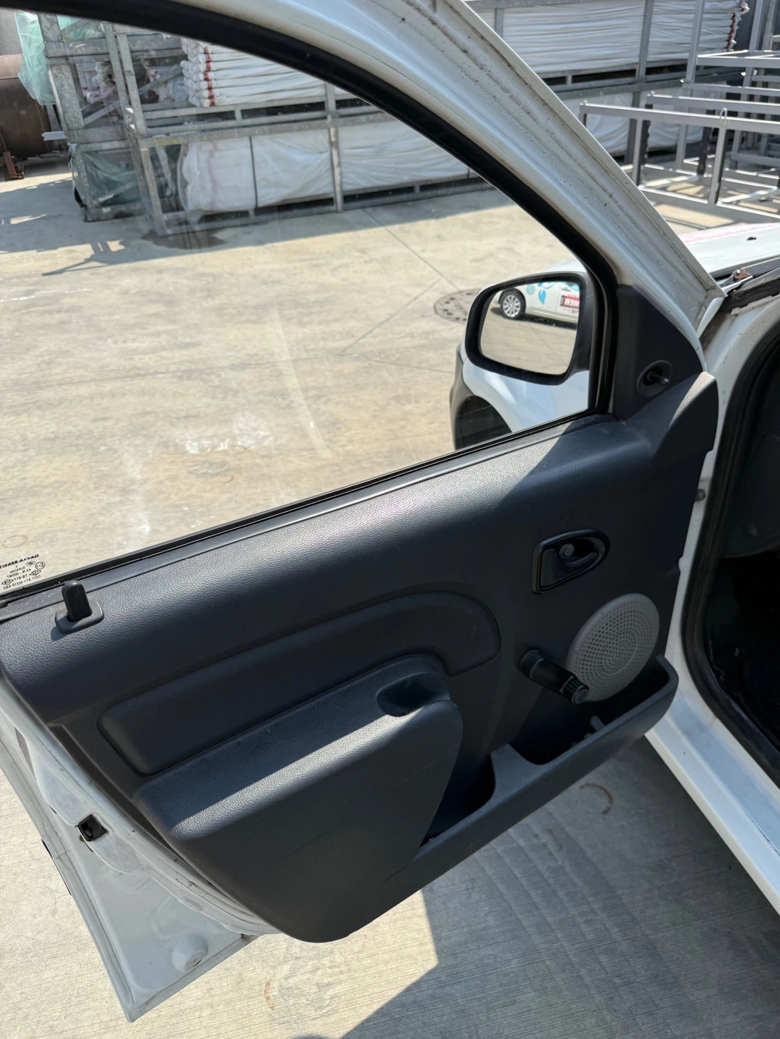 Dacia Logan 1.4 MPI ГАЗ, снимка 7 - Автомобили и джипове - 55354120