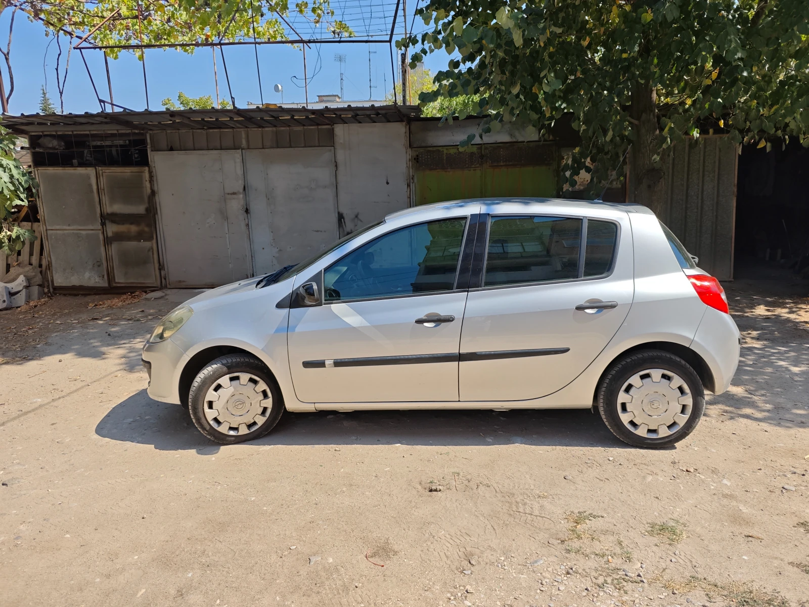Renault Clio 1, 2 бензин , снимка 5 - Автомобили и джипове - 55804718
