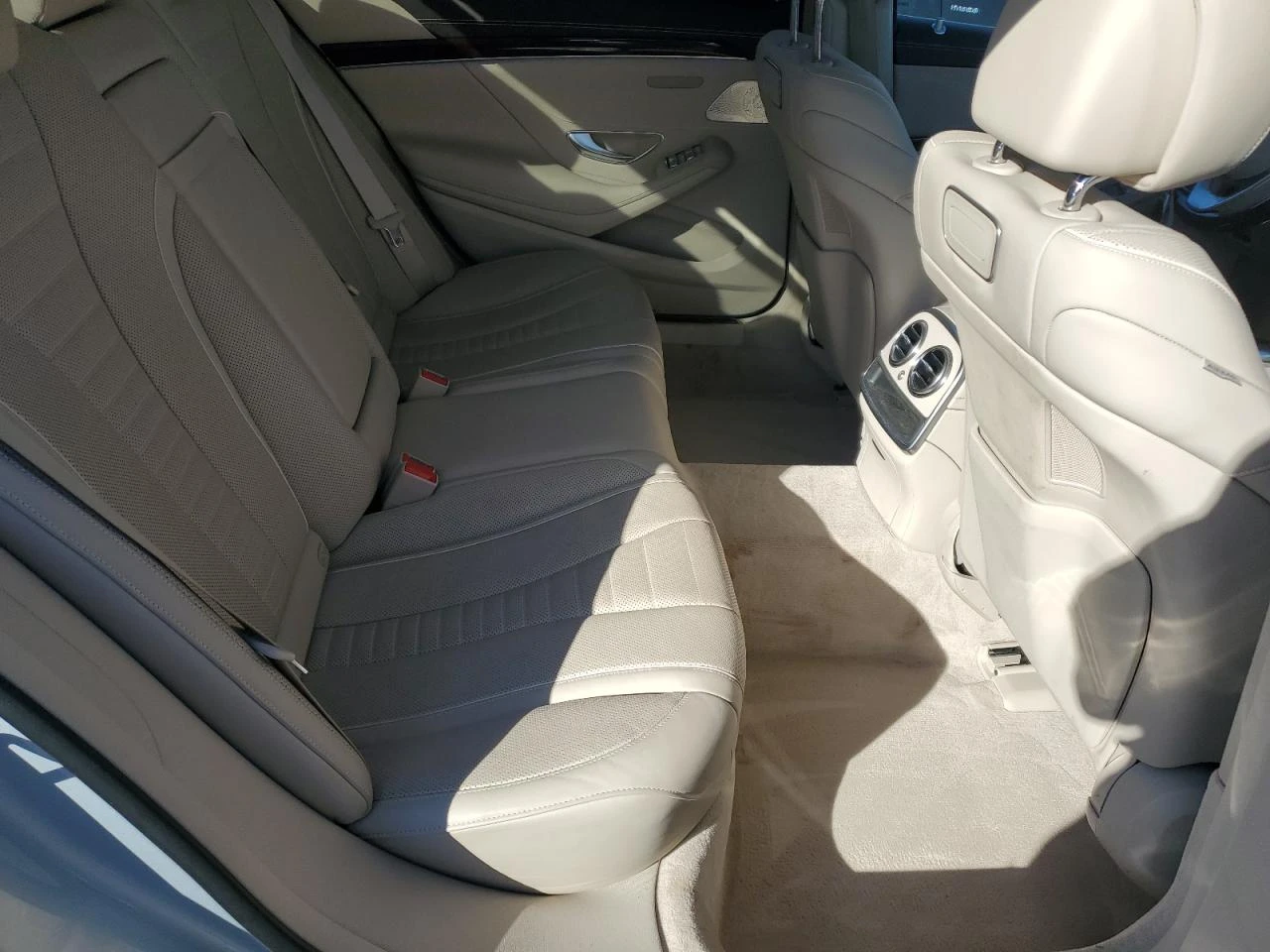 Mercedes-Benz S 560 BURMESTER* PANO* LED* DISTRONIC* �����*  | Mobile.bg � ����������� 9