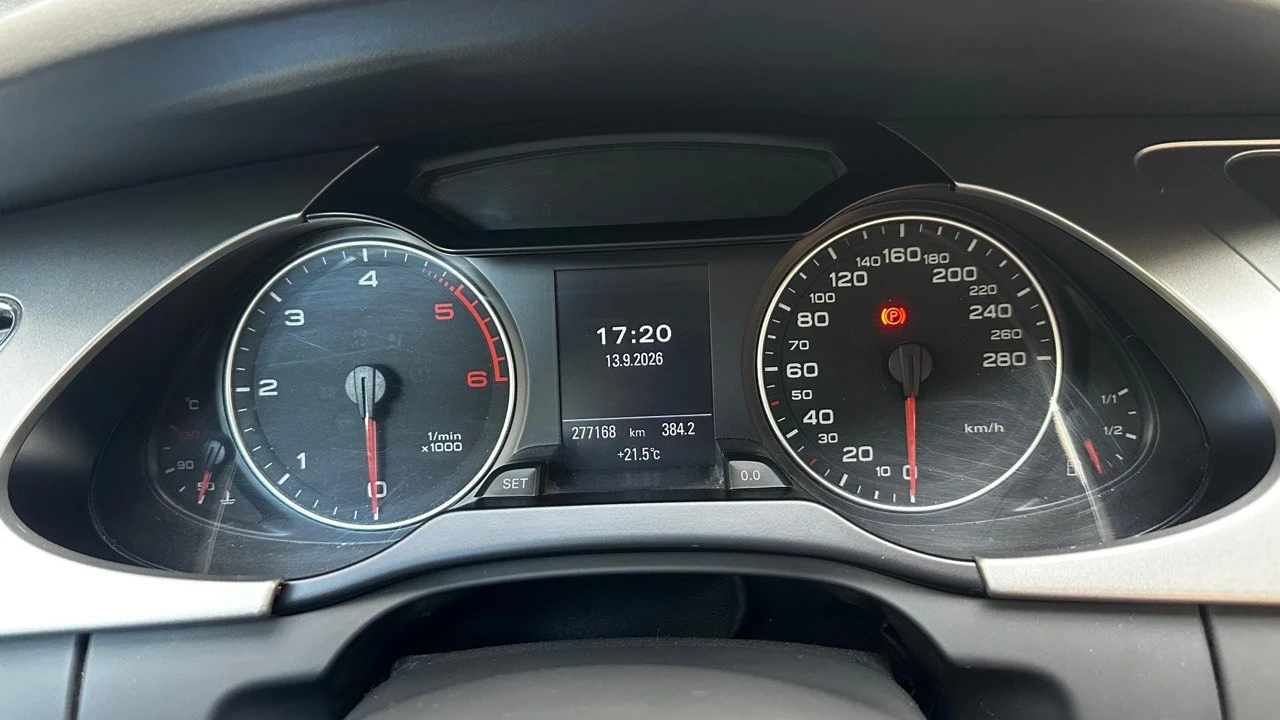 Audi A4, снимка 5 - Автомобили и джипове - 56357348
