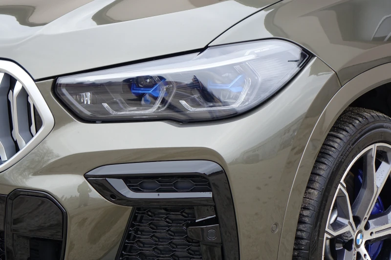 BMW X6 M-PAKET* XDRIVE 4.0d* SWAROVSKI* LASER LIGHT* 360*, снимка 5 - Автомобили и джипове - 48345684