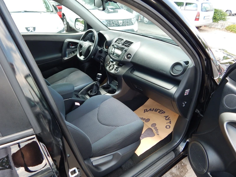 Toyota Rav4 2.2D4D* 150k.c* ОТЛИЧНА* , снимка 16 - Автомобили и джипове - 50746337