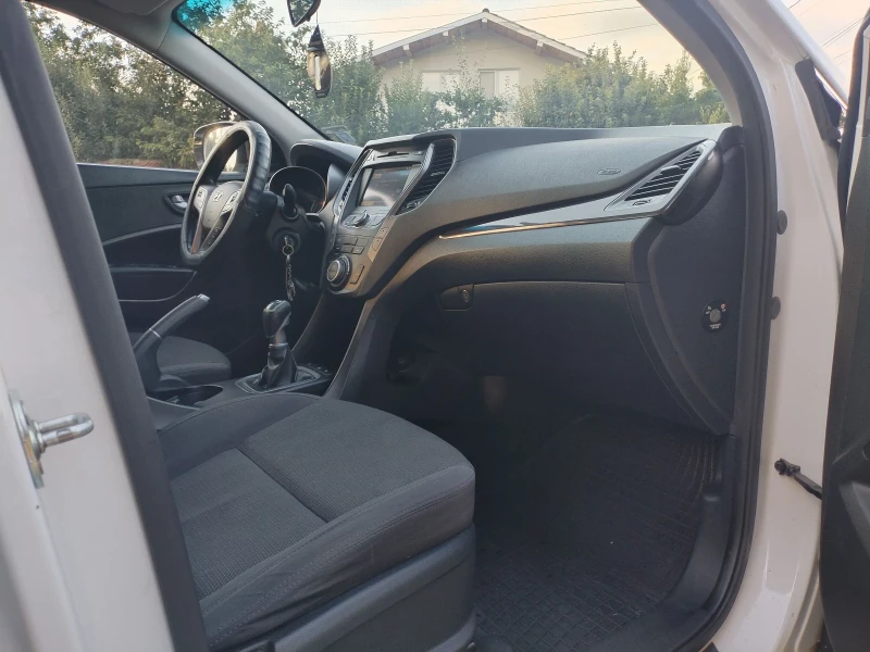 Hyundai Santa fe, снимка 15 - Автомобили и джипове - 51887894