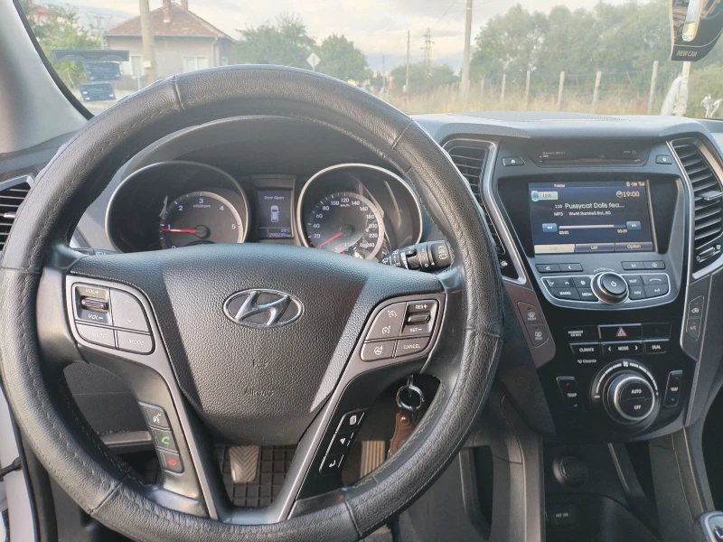 Hyundai Santa fe, снимка 9 - Автомобили и джипове - 51887894