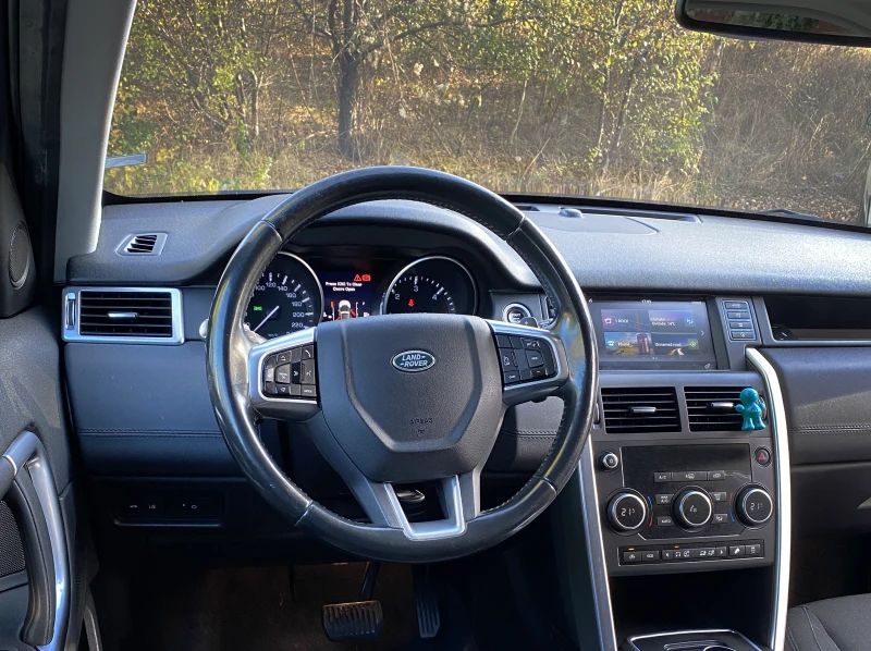 Land Rover Discovery Sport, снимка 13 - Автомобили и джипове - 52534481