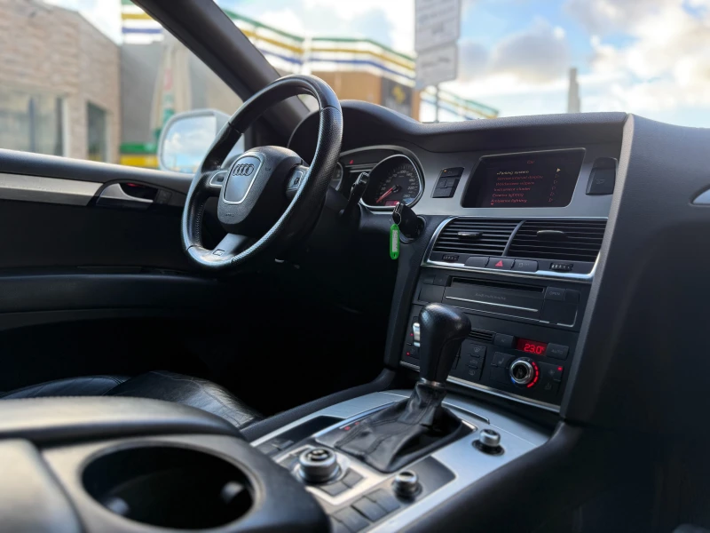 Audi Q7 6 МЕСЕЦА ГАРАНЦИЯ/3.0TDI 239к.с. Facelift/EURO 6A, снимка 12 - Автомобили и джипове - 53444590