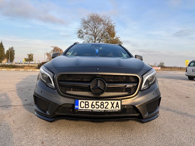 Mercedes-Benz GLA 45 AMG Carbon Edition MAT, снимка 2 - Автомобили и джипове - 44255931