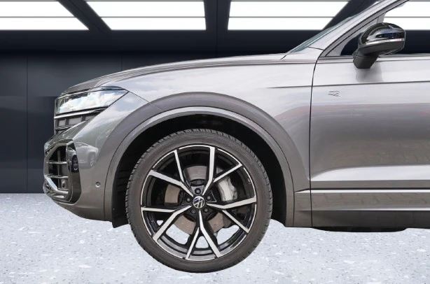 VW Touareg 3.0 TSI 4Motion = R-line = Гаранция - изображение 4