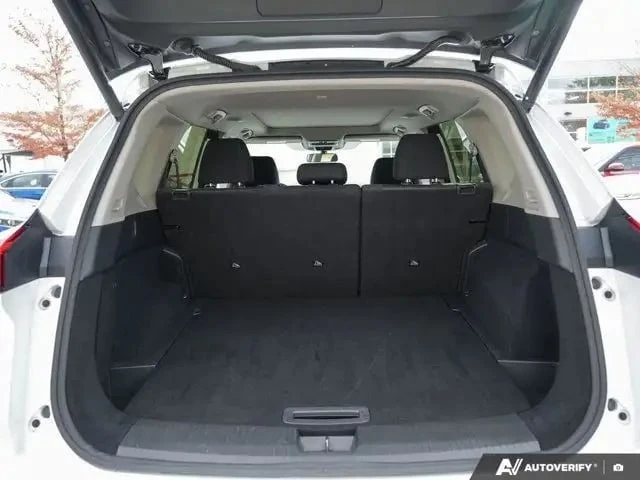 Nissan Rogue * SV AWD* CARFAX* PANO* ПОДГРЕВИ* ЗАДНА КАМЕРА, снимка 13 - Автомобили и джипове - 53225456