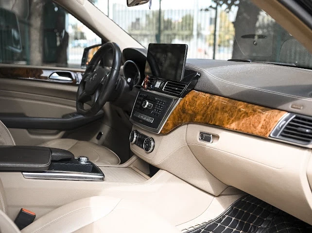 Mercedes-Benz ML 55 AMG, снимка 11 - Автомобили и джипове - 56256035