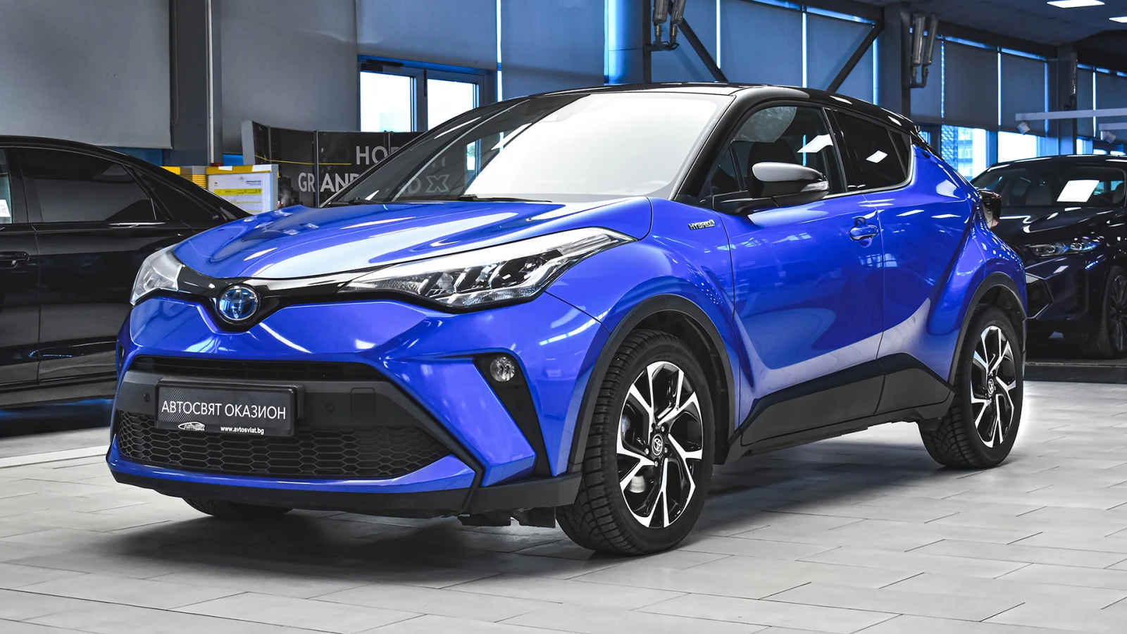Toyota C-HR 2.0 Hybrid Comfort Automatic - изображение 4