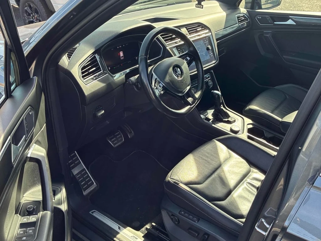 VW Tiguan * Highline 4MOTION * CARFAX * БЕЗ ПЪРВОНАЧАЛНА ВНО - изображение 5
