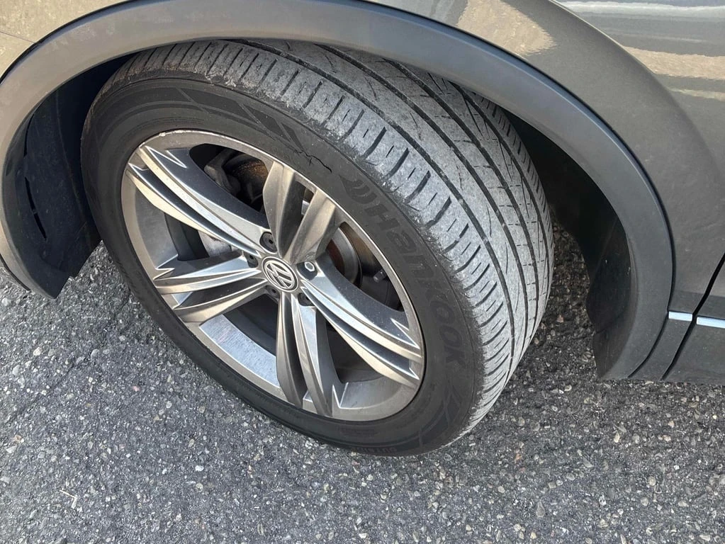 VW Tiguan * Highline 4MOTION * CARFAX * БЕЗ ПЪРВОНАЧАЛНА ВНО - изображение 7