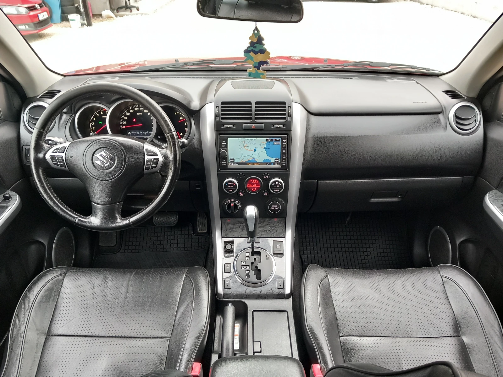 Suzuki Grand vitara 2.4i Автоматик Navi - изображение 8