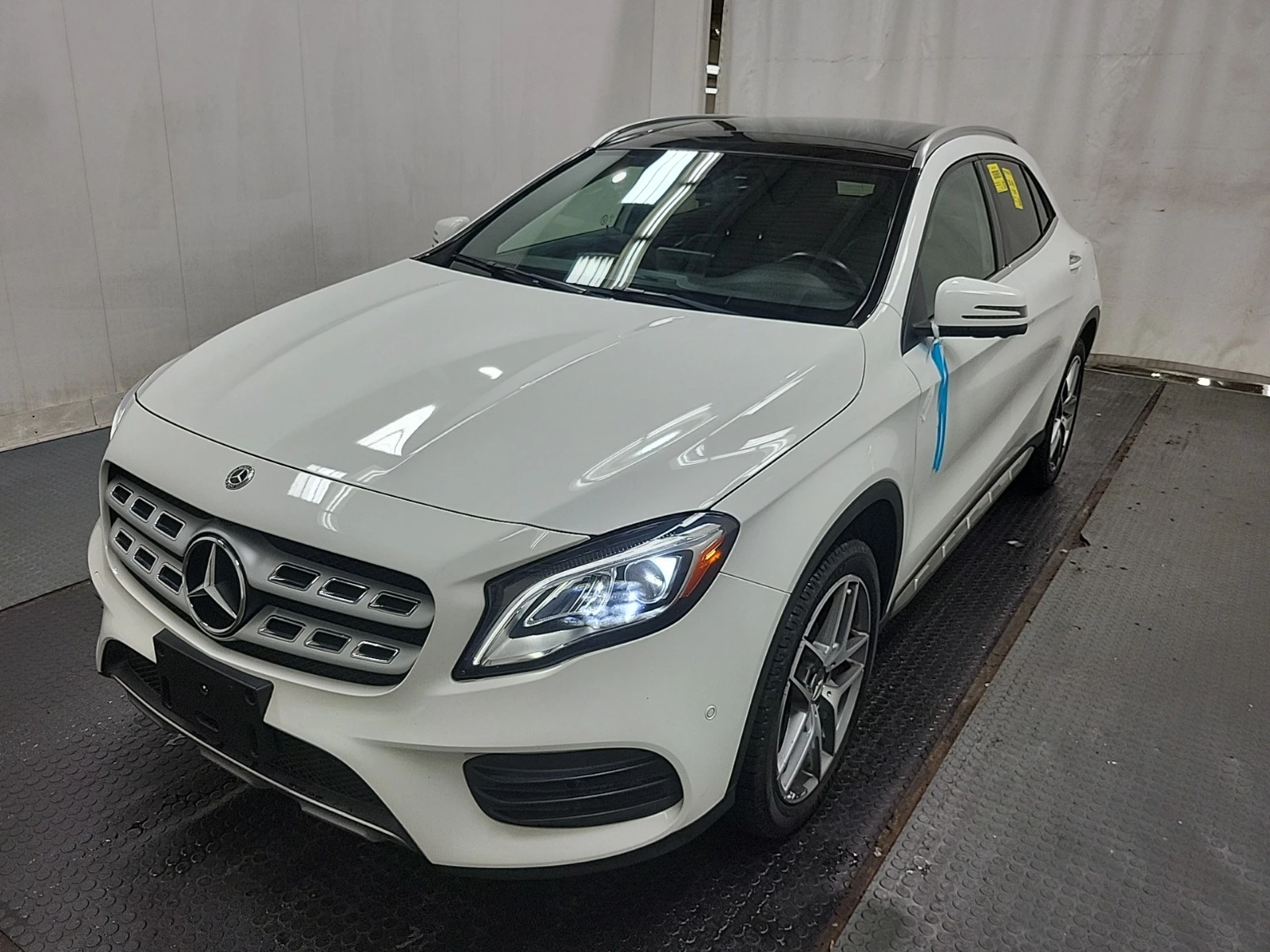Mercedes-Benz GLA 250 AMG LINE/NAVI/KEYLESS/PANO/LANE ASSIST | Mobile.bg   1