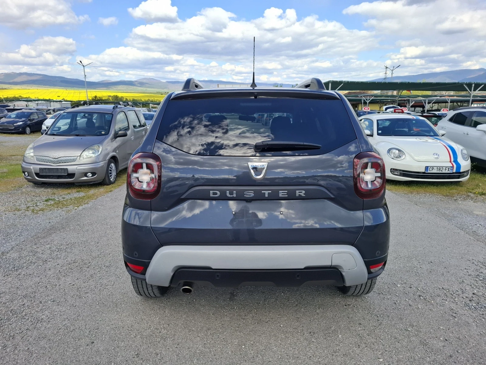 Dacia Duster 1, 6 Benzin/gaz-87000km!!! Navi+ kamera 360  | Mobile.bg � ����������� 6