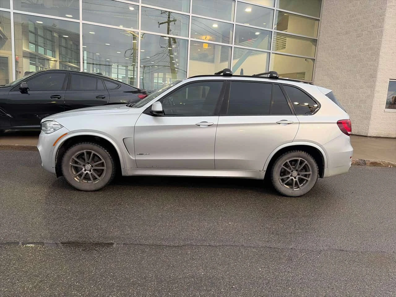 BMW X5 * xDrive35i * HUD * DIGITAL * SAT * ПОДГРЕВ, снимка 2 - Автомобили и джипове - 54435546