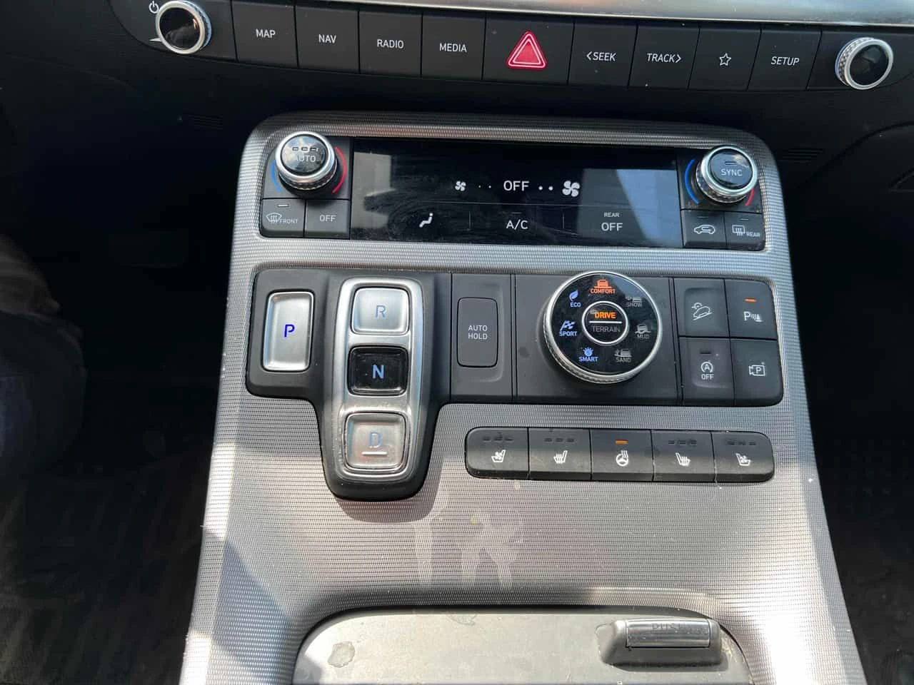 Hyundai Palisade * Ultimate Calligraphy * CARFAX * , снимка 13 - Автомобили и джипове - 55025730