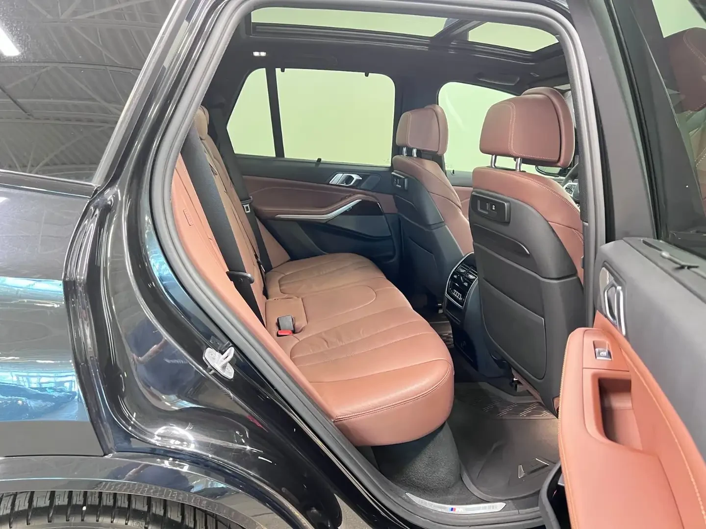 BMW X5 50i* M* SPORT* LASER* HARMON* KARDON* 360КАМЕРА* L, снимка 14 - Автомобили и джипове - 55750470