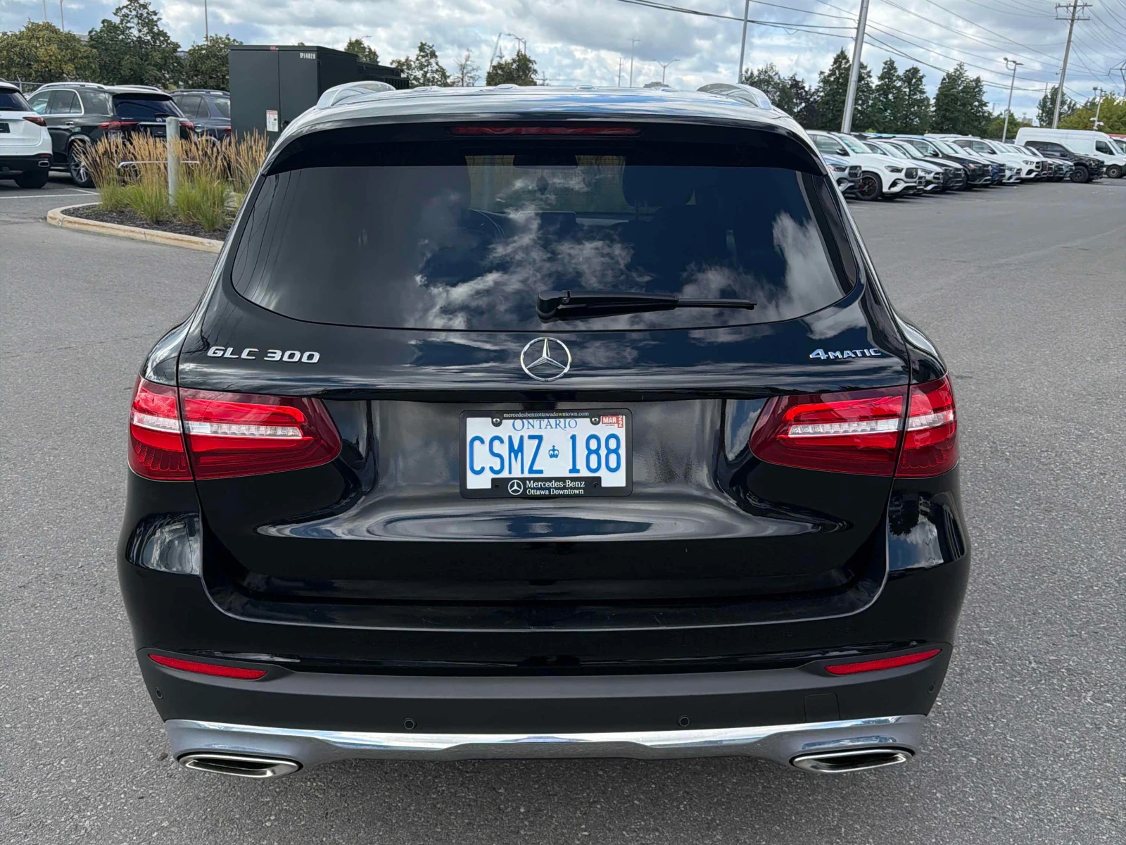 Mercedes-Benz GLC 300 * АВТОКРЕДИТ БЕЗ ПЪРВОНАЧАЛНА ВНОСКА* , снимка 4 - Автомобили и джипове - 55984328