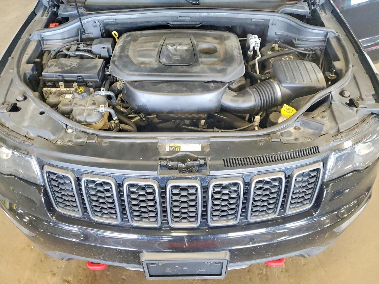 Jeep Grand cherokee 3.6l Trailhawk, снимка 12 - Автомобили и джипове - 56025143