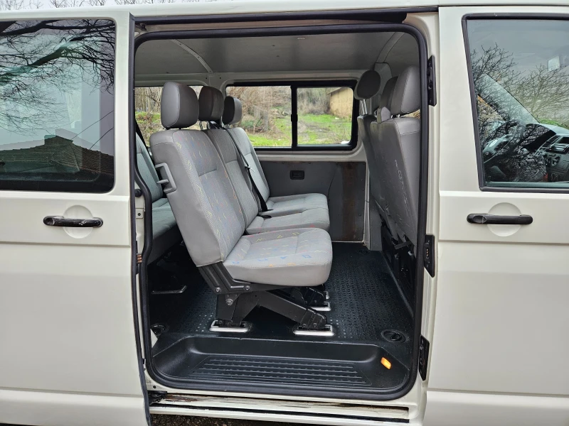 VW Transporter 1.9TDI КЛИМАТИК, снимка 9 - Бусове и автобуси - 48478061