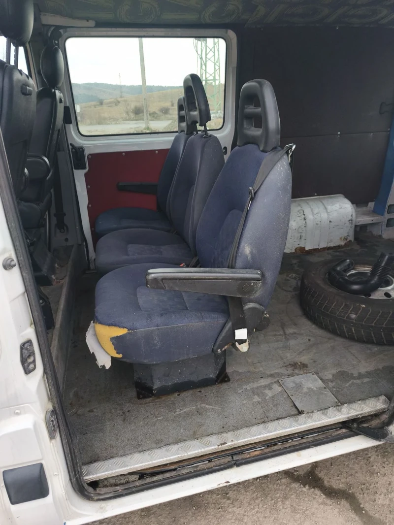 Renault Master 2.5 dci, снимка 11 - Бусове и автобуси - 52856222