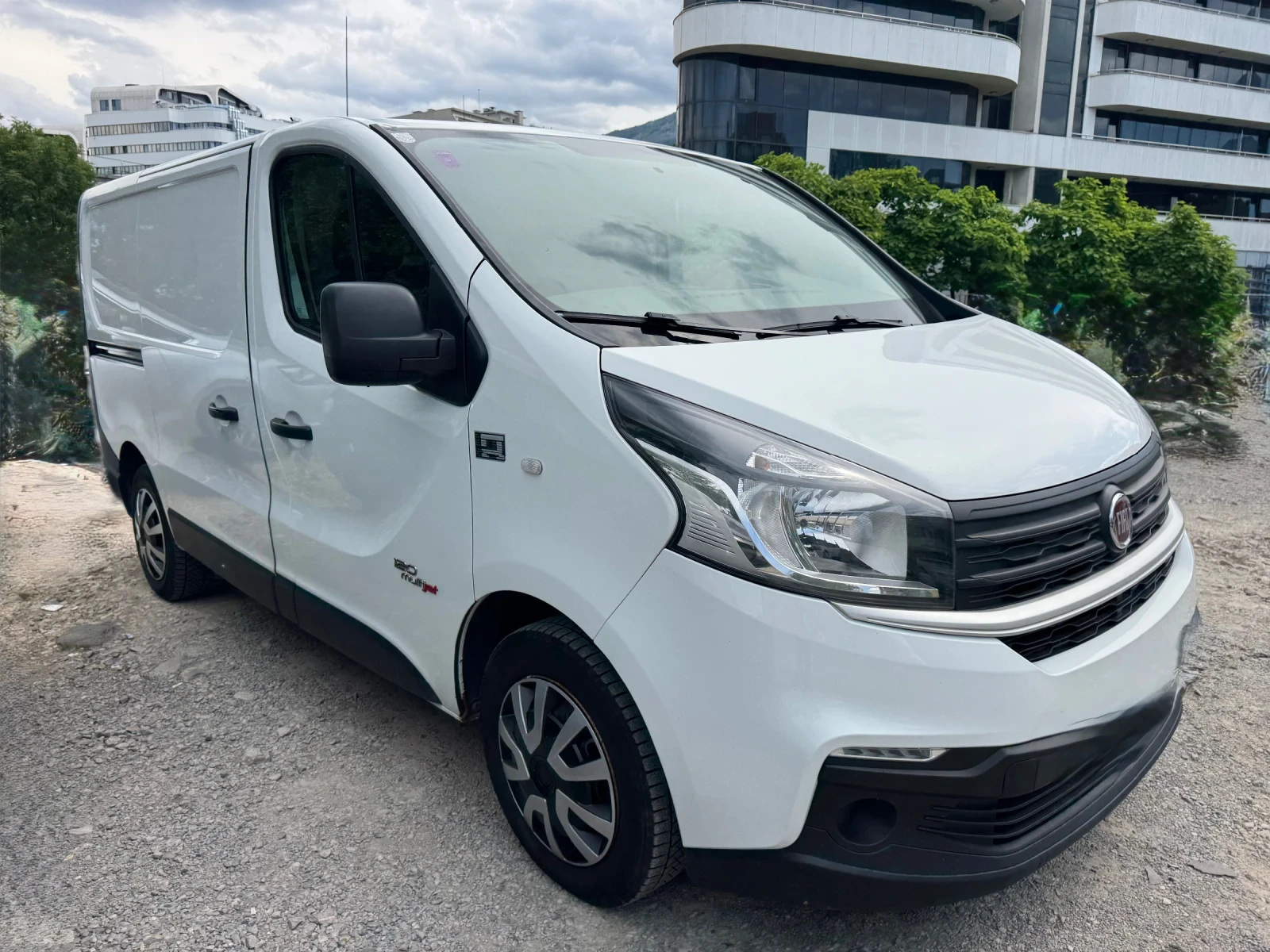 Renault Trafic Климатик, снимка 3 - Бусове и автобуси - 54945873