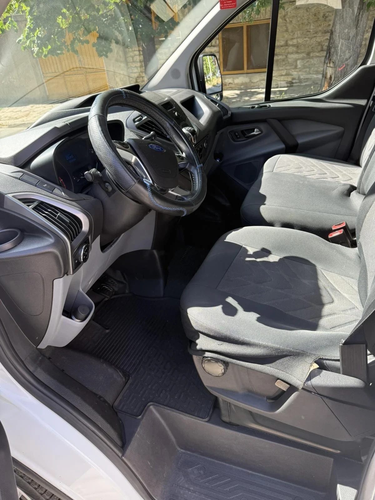 Ford Transit Custom, снимка 6 - Бусове и автобуси - 56221107