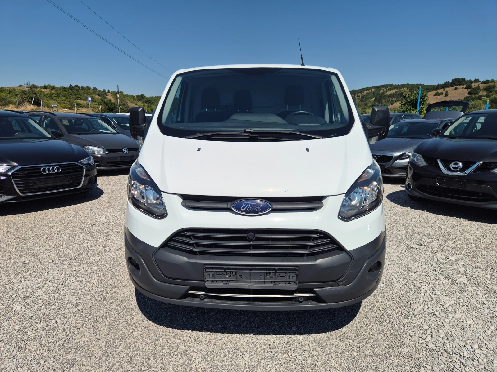 Ford Transit Custom 2.0 TDCI, снимка 3 - Бусове и автобуси - 56358901