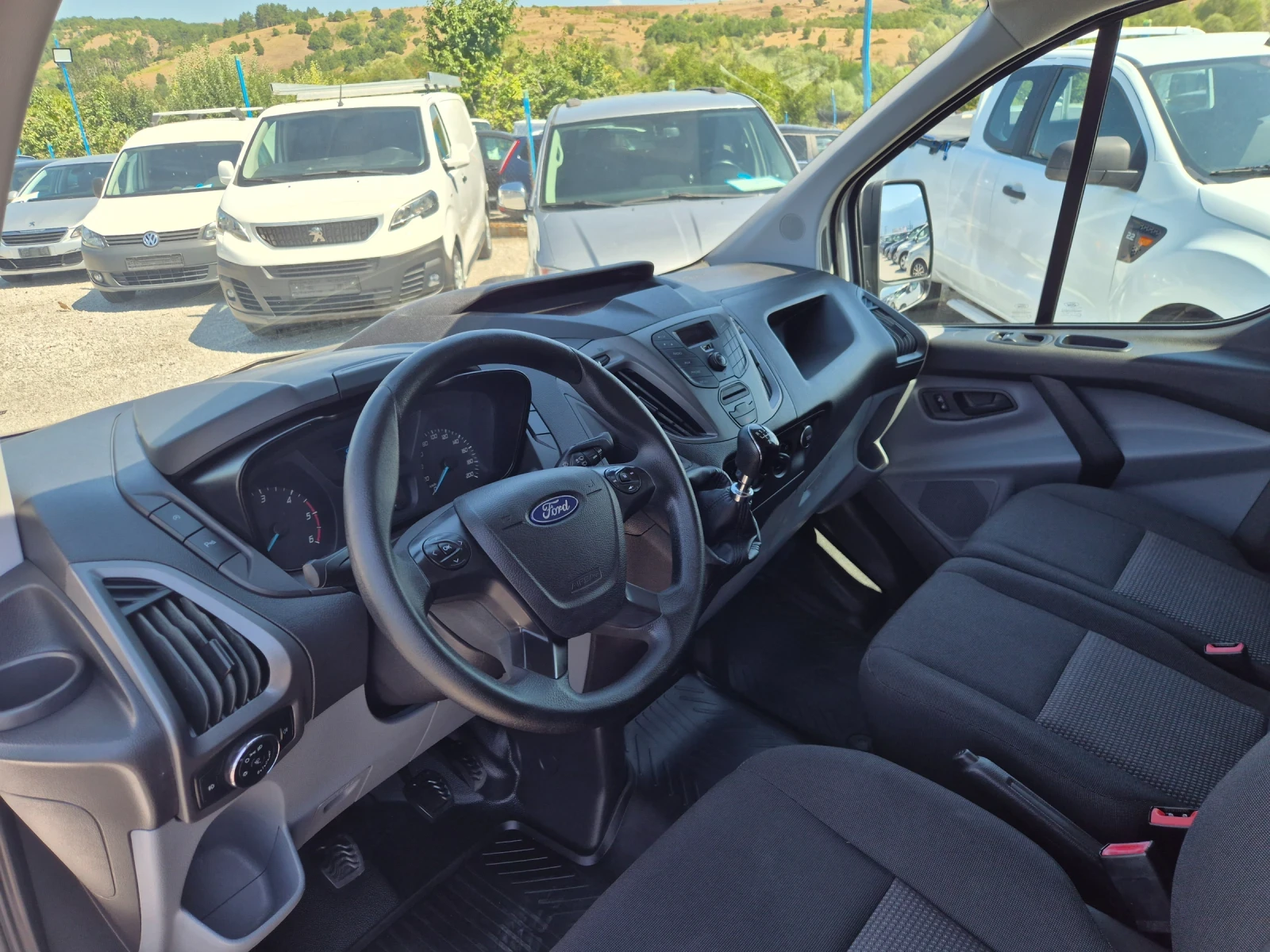 Ford Transit Custom 2.0 TDCI, снимка 14 - Бусове и автобуси - 56358901