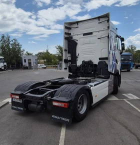Renault T  - 1   | Mobile.bg    3