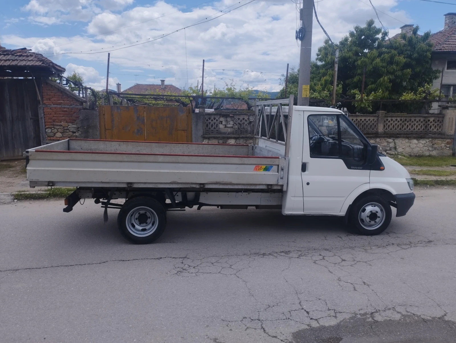 Ford Transit 2.4 - изображение 5