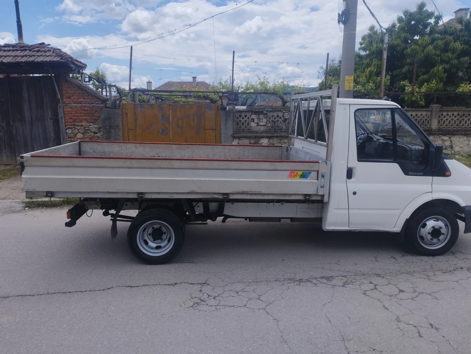 Ford Transit 2.4 - изображение 6