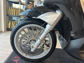 Piaggio Beverly 300i ABS/LED 03.2012г., снимка 9