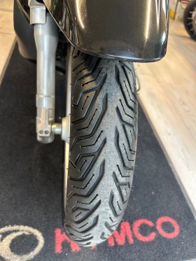 Piaggio Beverly 300i ABS/LED 03.2012г., снимка 12