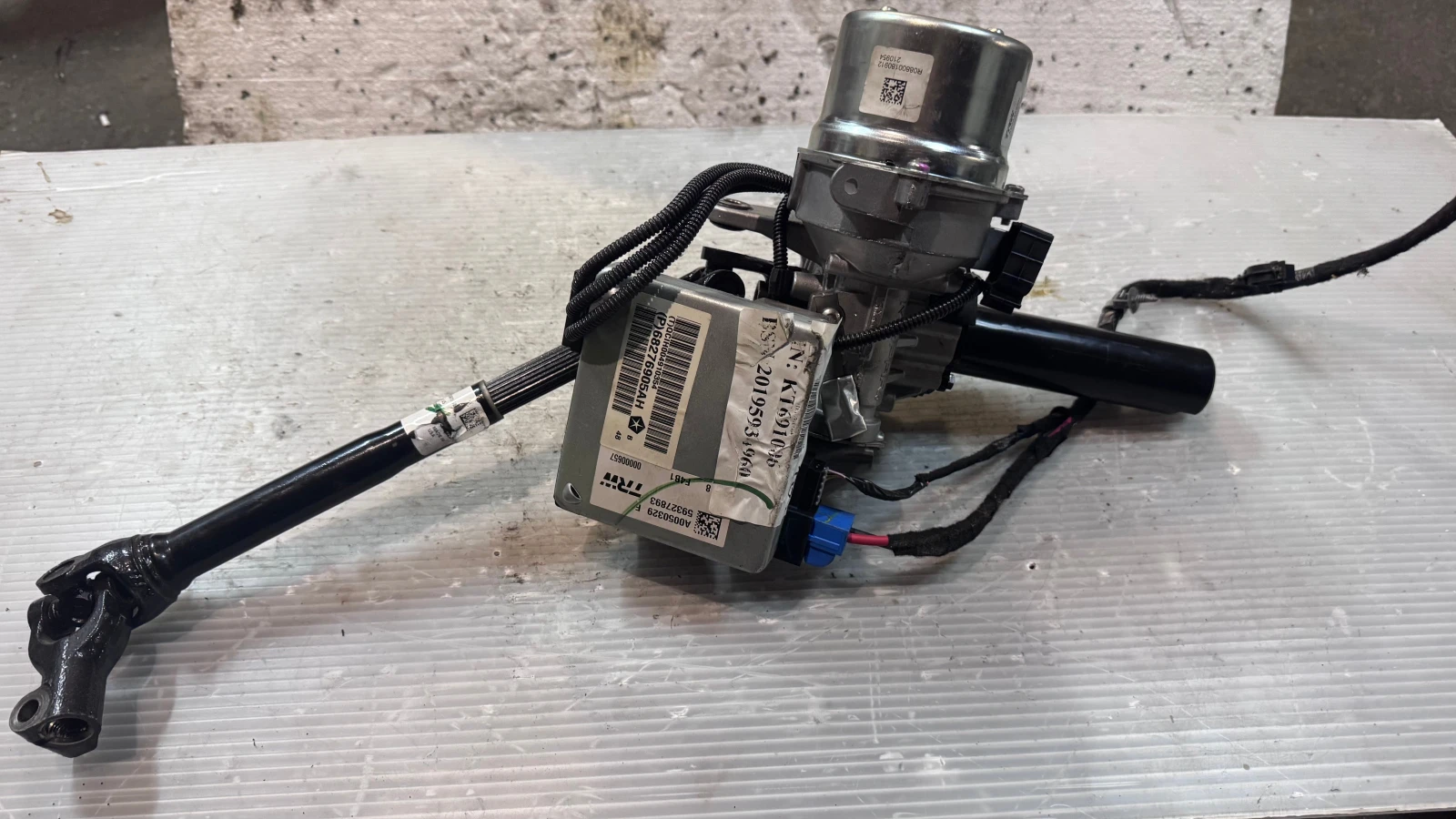    /       Jeep Compass 2018 - 68276905AH / A0044589N /  | Mobile.bg   2