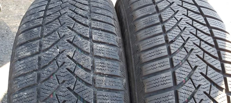 Гуми Зимни 205/55R16, снимка 1 - Гуми и джанти - 29343864