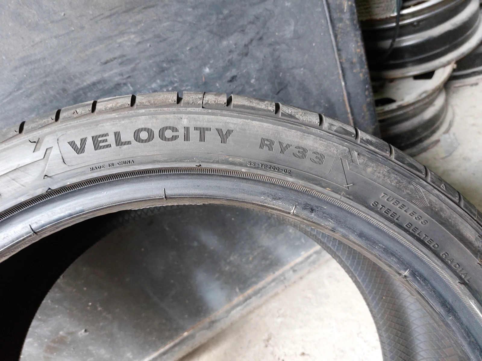 ���� 255/40R19 | Mobile.bg � ����������� 8
